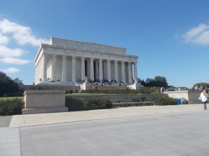 Defiant Citizens Storm Lincoln Memorial